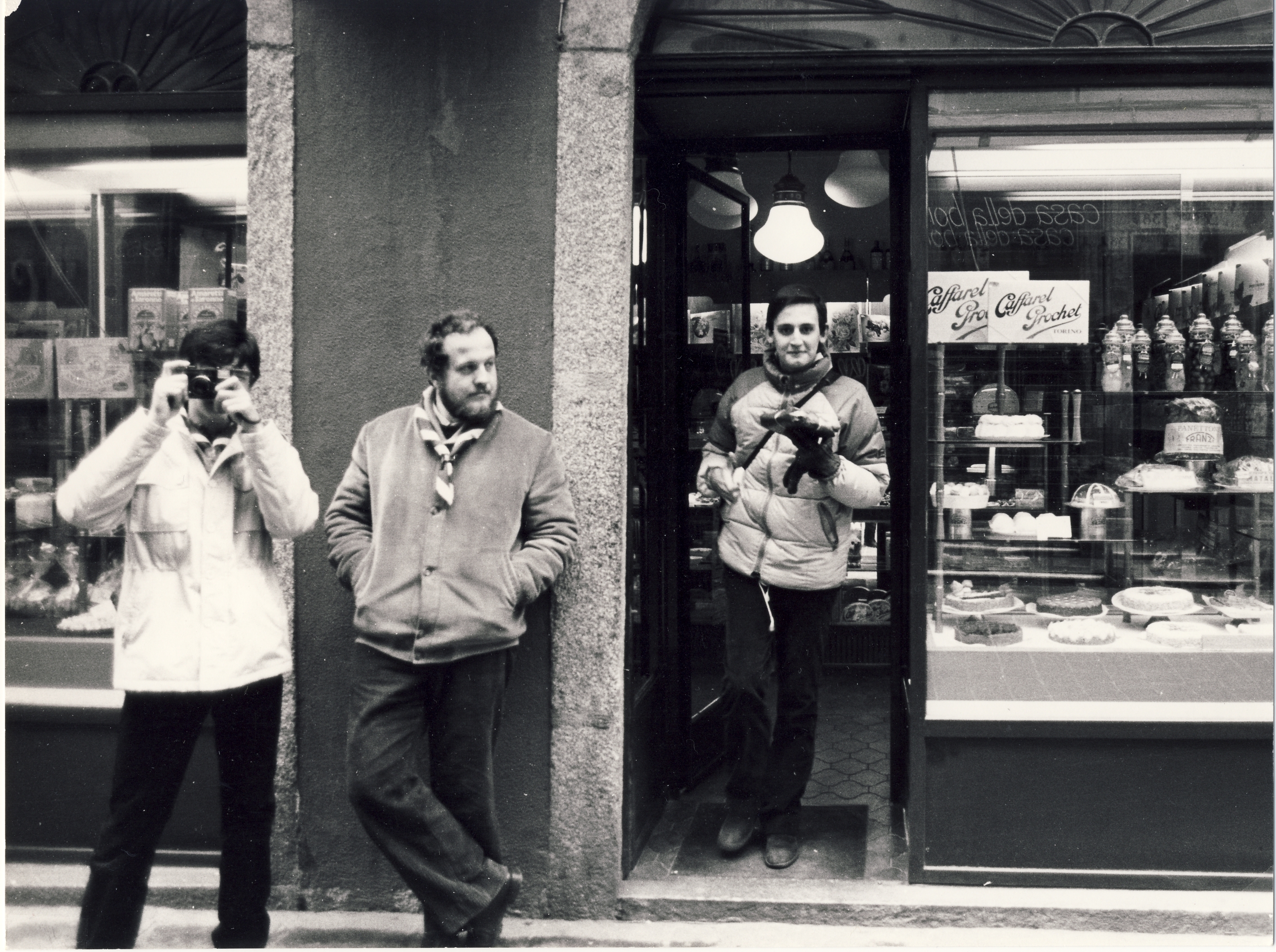 Data imprecisata inizio 1979: Uscita Fotografica a Como.	Da sinistra: Andrea Costa, Claudio Neroni; Lorenzo Ciceri.